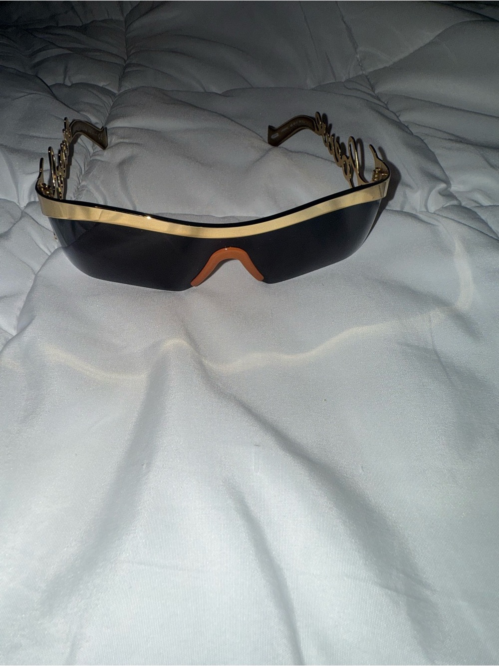 Loewe Gold Script Logo Sunglasses with Black/Brown Lens - Picture 4 of 4